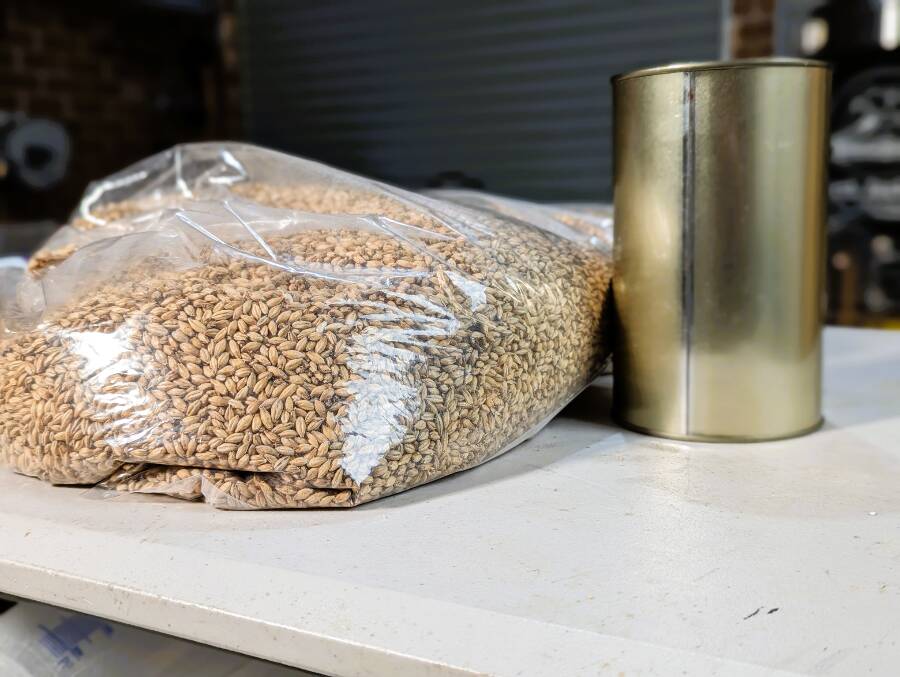 Extract Kits vs All-Grain Brewing image